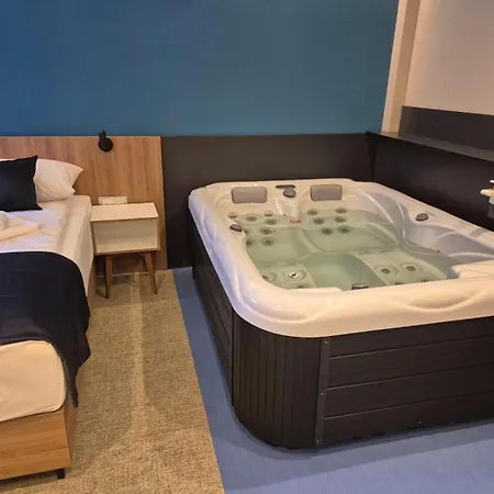 Luna 3* Bihac