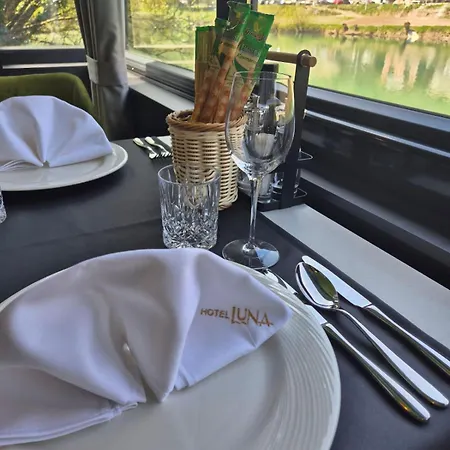 Hotel Luna 4*