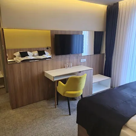 Hotel Luna