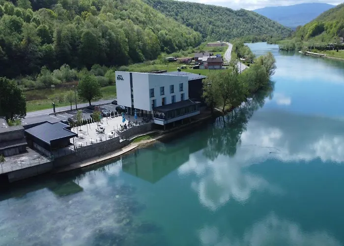 Szálloda Luna Bihać