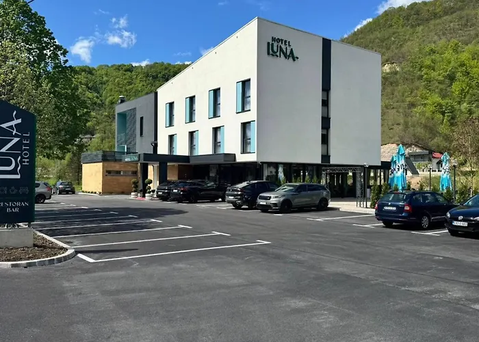 Luna Szálloda Bihać