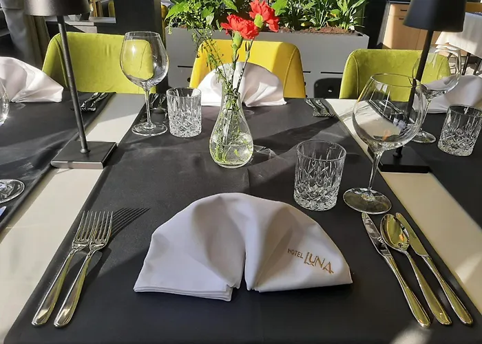 Szálloda Luna Bihać