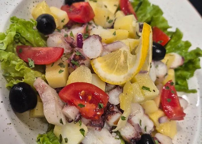 Szálloda Luna Bihać