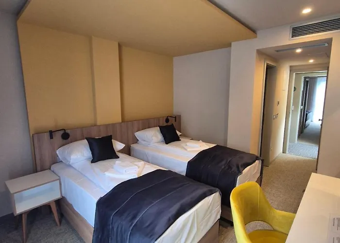 Luna Szálloda Bihać